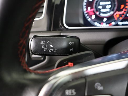 Used 2017 Volkswagen GTI Sport image 25