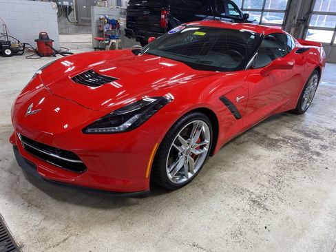 Certified 2016 Chevrolet Corvette Stingray Coupe w/ 2LT Preferred Equipment Group RWD image 10