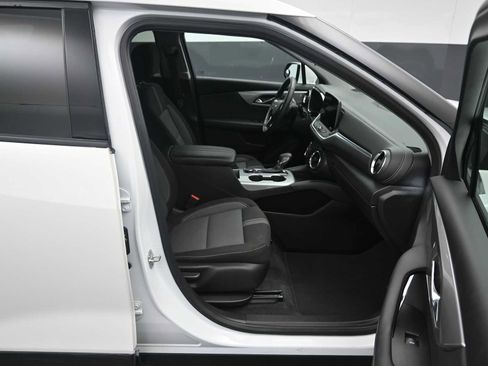 Used 2023 Chevrolet Blazer LT image 10