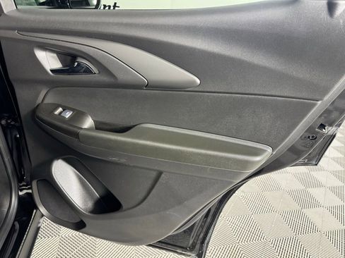 Used 2024 Chevrolet TrailBlazer ACTIV w/ Driver Confidence Package image 24