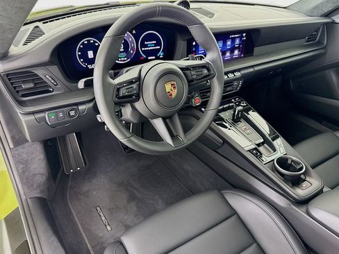 Certified 2026 Porsche 911 Carrera GTS RWD image 4