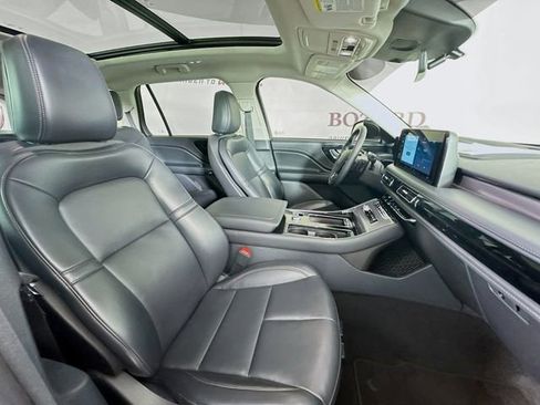 Certified 2025 Lincoln Aviator 2WD w/ Equipment Group 101A image 35