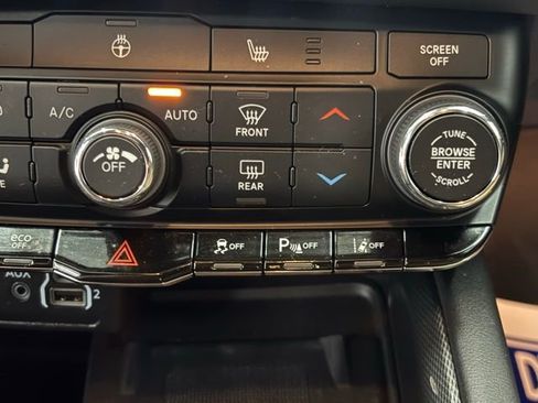 Used 2022 Dodge Durango GT AWD/4WD image 32