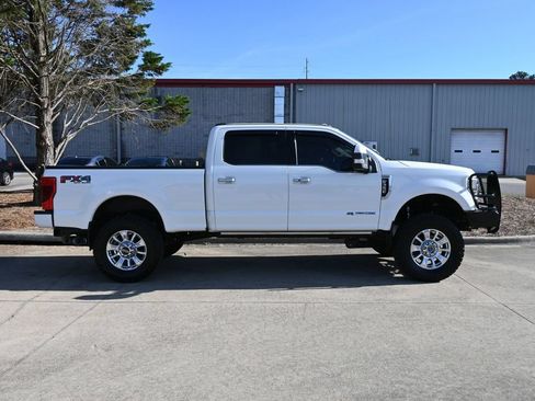 Used 2021 Ford F350 Limited AWD/4WD image 4