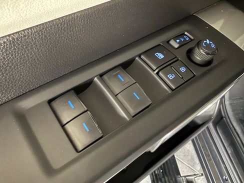 Used 2023 Toyota Tundra Capstone AWD/4WD image 11