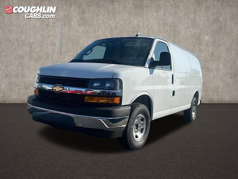 New 2025 Chevrolet Express 2500 Work Van w/ Enhanced Convenience Package image 3