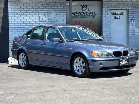 Used 2002 BMW 325i Sedan RWD image 9