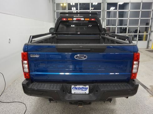 Used 2022 Ford F350 XLT w/ XLT Value Package image 5