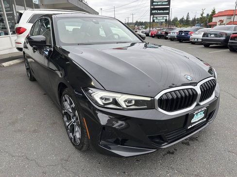 Used 2025 BMW 330i xDrive Sedan w/ Premium Package AWD/4WD image 10