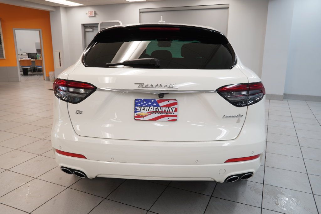 Used 2021 Maserati Levante AWD/4WD image 9