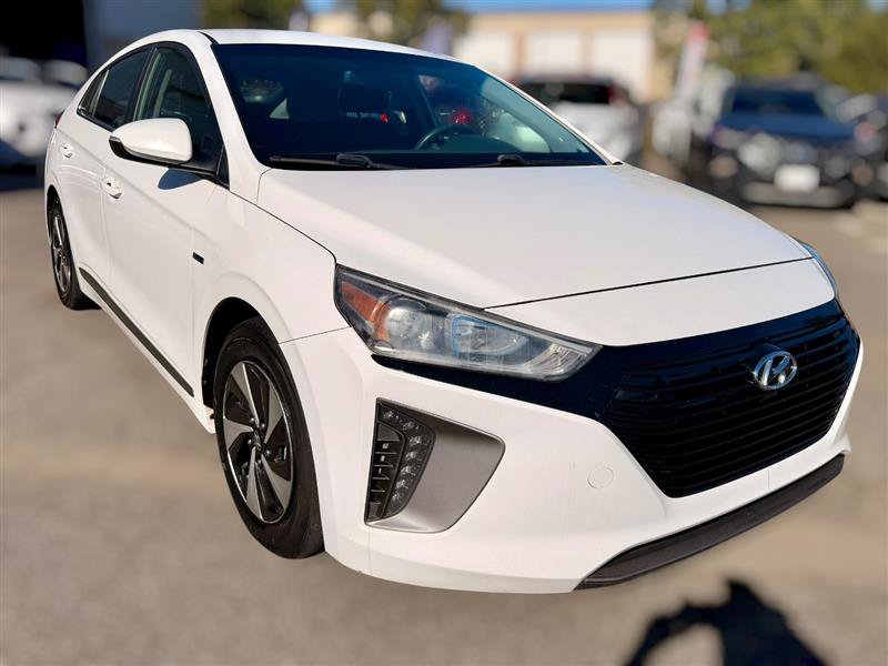 Used 2017 Hyundai Ioniq SEL FWD image 4