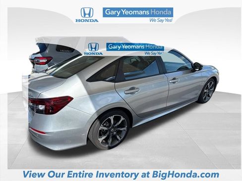 Used 2025 Honda Civic Sport Touring image 6