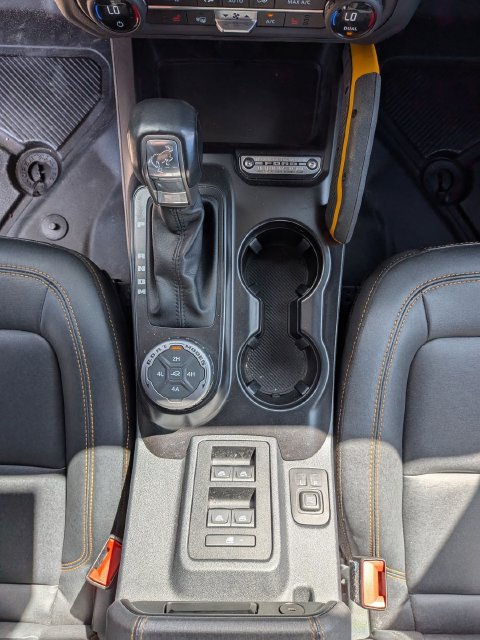 Used 2024 Ford Bronco Badlands AWD/4WD image 15