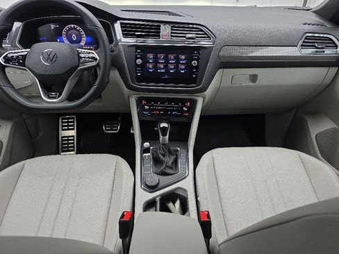 Used 2024 Volkswagen Tiguan SE R-Line AWD/4WD image 27