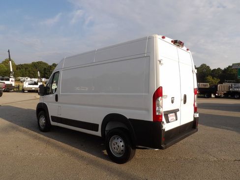 Used 2021 RAM ProMaster 1500 FWD image 4