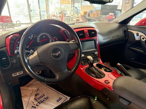 Used 2006 Chevrolet Corvette Coupe w/ Preferred Equipment Group image 16