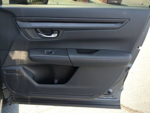 Used 2025 Honda CR-V Sport image 34