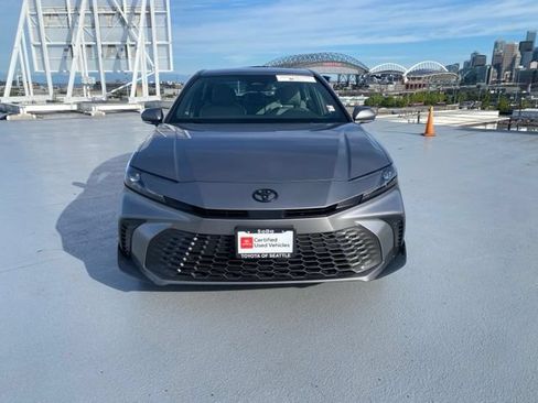 Certified 2025 Toyota Camry SE AWD/4WD image 5