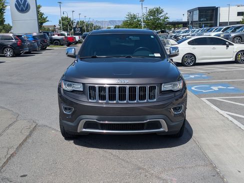 Used 2015 Jeep Grand Cherokee Limited w/ Luxury Group II AWD/4WD image 11
