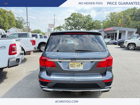 Used 2015 Mercedes-Benz GL 550 4MATIC image 8