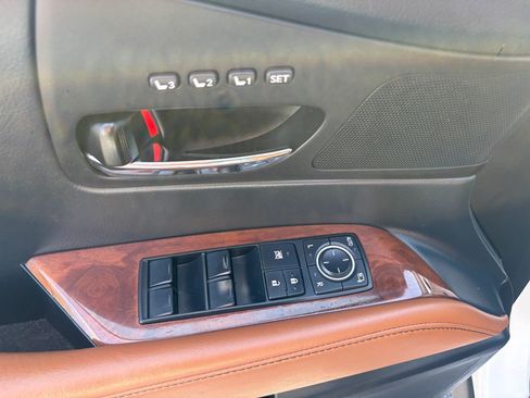 Used 2013 Lexus RX 450h AWD w/ Navigation Pkg image 15