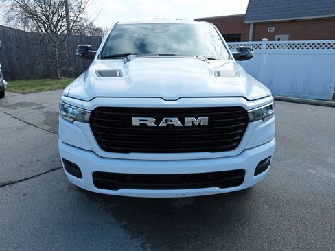 Used 2025 RAM 1500 Laramie w/ Sport Appearance Package image 12