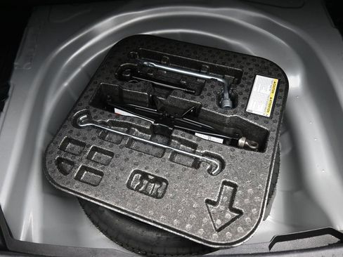 Certified 2023 Toyota Corolla SE image 22