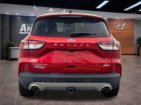 Used 2020 Ford Escape Titanium AWD/4WD image 14