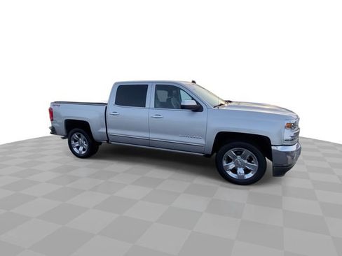 Used 2018 Chevrolet Silverado 1500 LTZ w/ Sport Package image 2