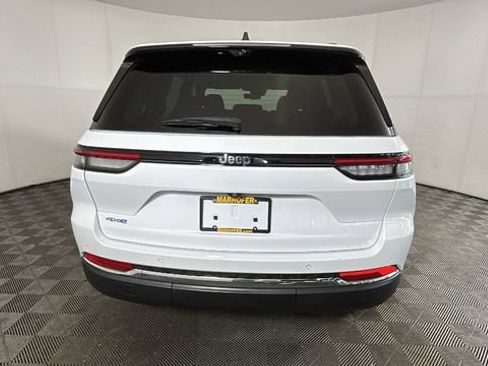 Used 2022 Jeep Grand Cherokee Limited 4xe w/ Luxury Tech Group II AWD/4WD image 3