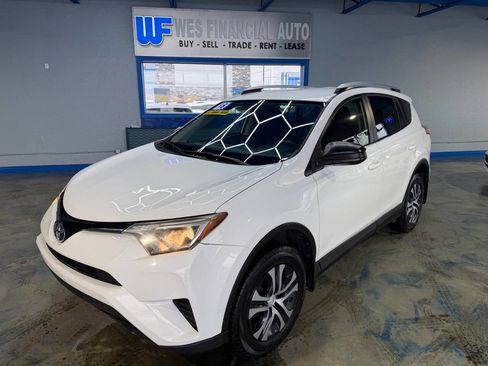 Used 2016 Toyota RAV4 LE image 5