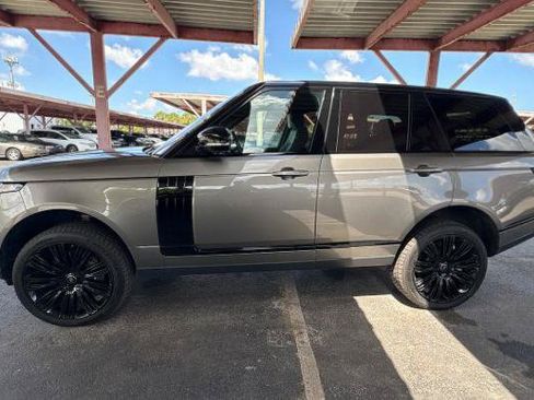 Used 2018 Land Rover Range Rover HSE AWD/4WD image 6
