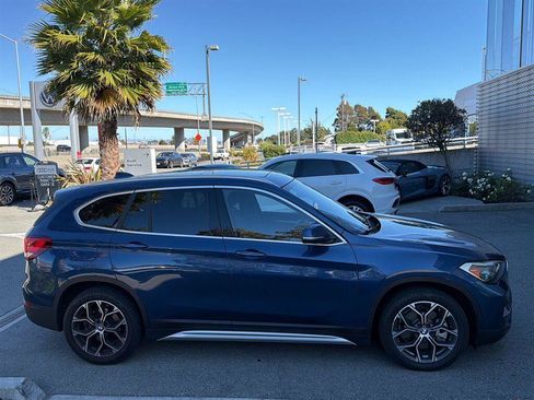 Used 2021 BMW X1 xDrive28i w/ Convenience Package AWD/4WD image 5