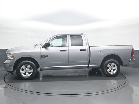 Used 2024 RAM 1500 Classic SLT AWD/4WD image 3