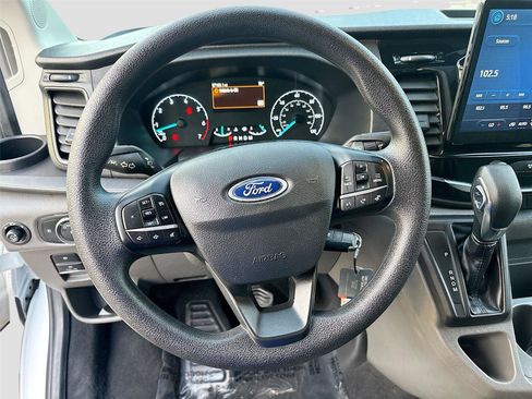 Used 2023 Ford Transit 350 XLT image 11