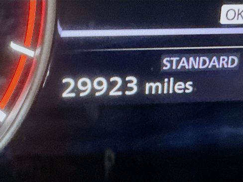 Used 2023 Nissan Rogue SV image 19