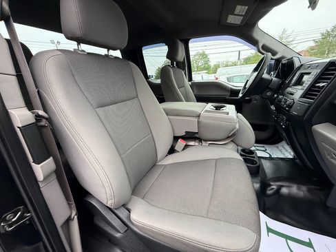 Used 2015 Ford F150 XL w/ Equipment Group 101A Mid AWD/4WD image 32