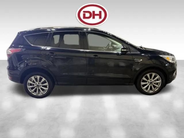 Used 2017 Ford Escape Titanium w/ Equipment Group 301A AWD/4WD image 2