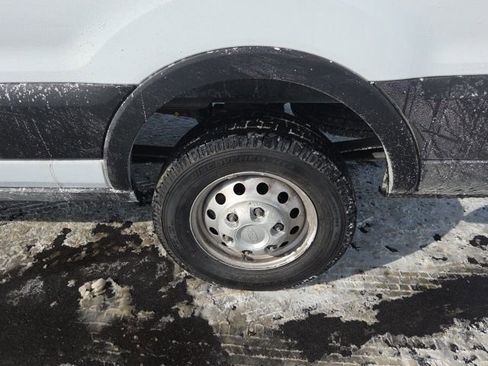 Certified 2023 Ford Transit 250 Medium Roof AWD image 15