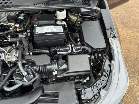 Used 2023 Toyota Corolla LE image 49