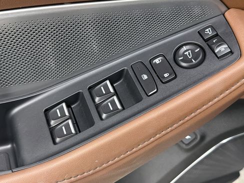 Used 2025 Acura MDX SH-AWD w/ Advance Package image 20