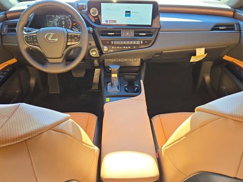 New 2025 Lexus ES 350 w/ Premium Package image 8