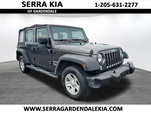Used 2017 Jeep Wrangler Unlimited Sport w/ Connectivity Group AWD/4WD image 1