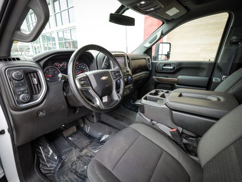 Used 2023 Chevrolet Silverado 2500 LT image 12