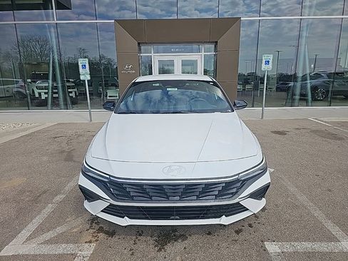 New 2026 Hyundai Elantra Sport FWD image 8