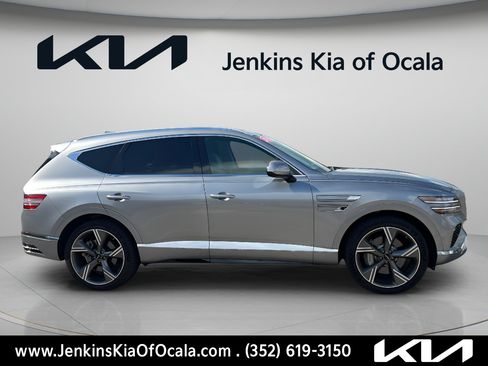 Used 2025 Genesis GV80 2.5T Prestige AWD/4WD image 2