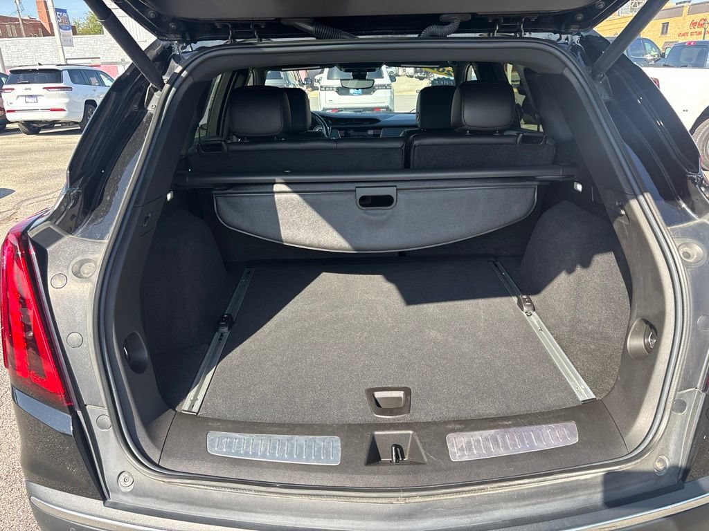 Used 2022 Cadillac XT5 Premium Luxury w/ Technology Package AWD/4WD image 43