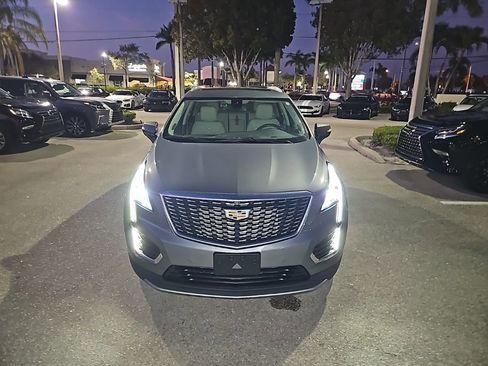 Used 2020 Cadillac XT5 Premium Luxury image 14