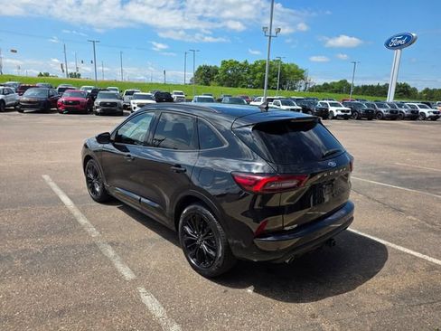 Used 2024 Ford Escape ST-Line Elite w/ Premium Technology Package AWD/4WD image 5
