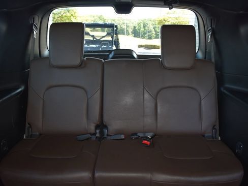 Used 2023 Nissan Armada Platinum w/ Captain's Chairs Package RWD image 16
